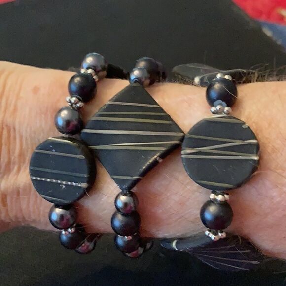 NWT Angelas Designs one of a kind Black and silver handmade bracelets - Picture 5 of 5